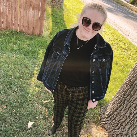 Meet your Posher, Matilda - Picture 2 of 4